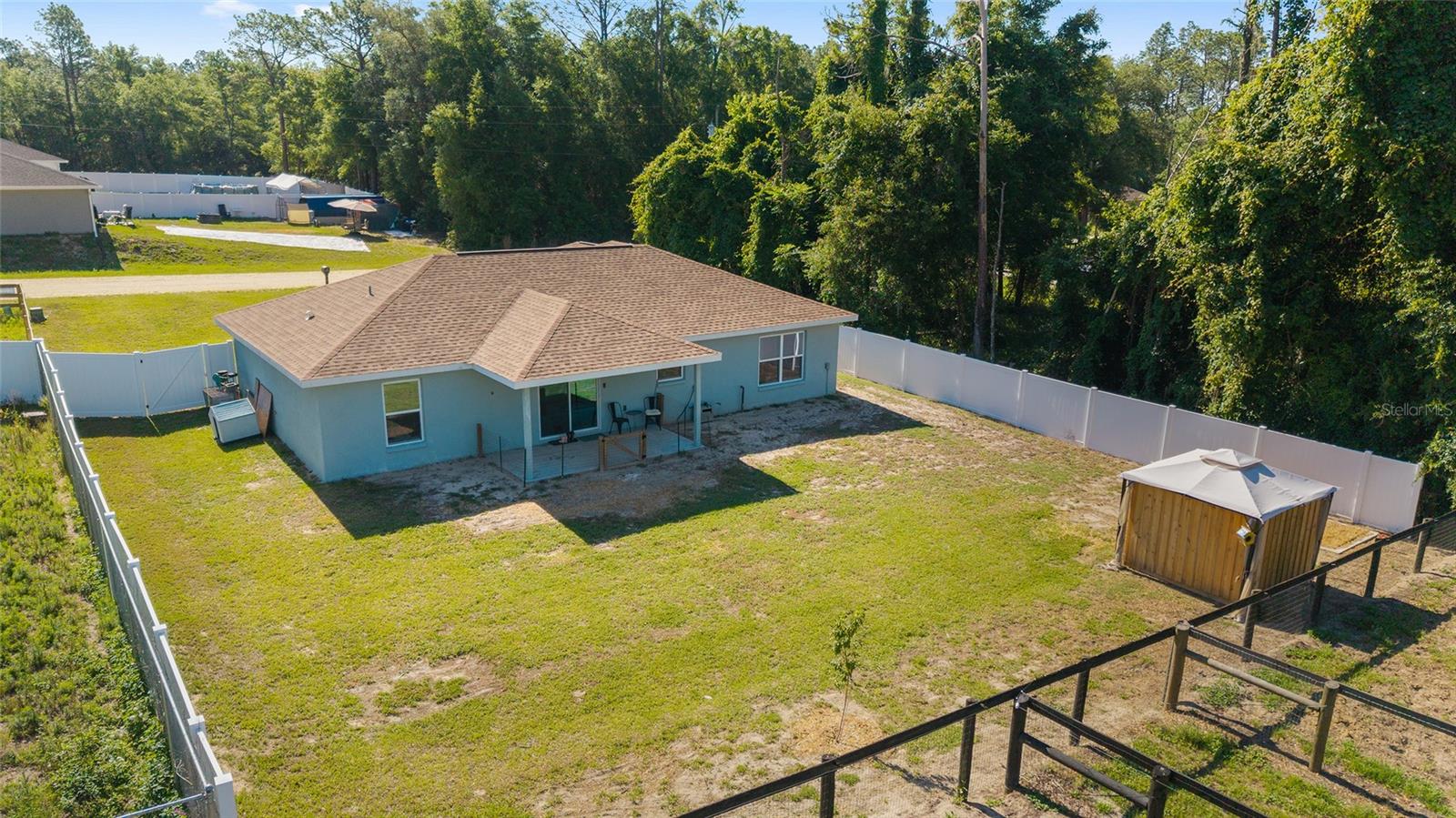 1696 144 COURT