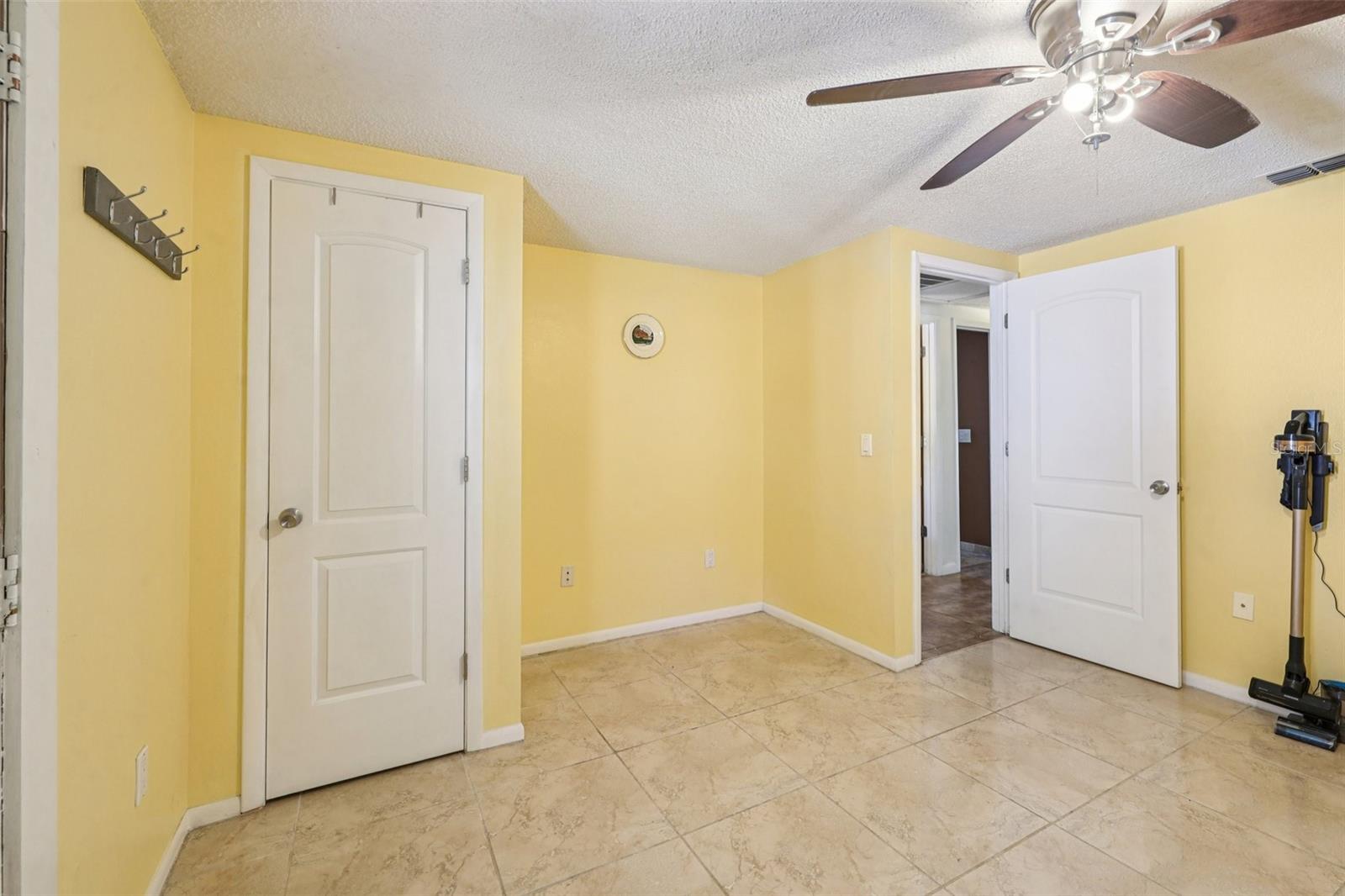 GRAY MOSS HILL ADD - Residential