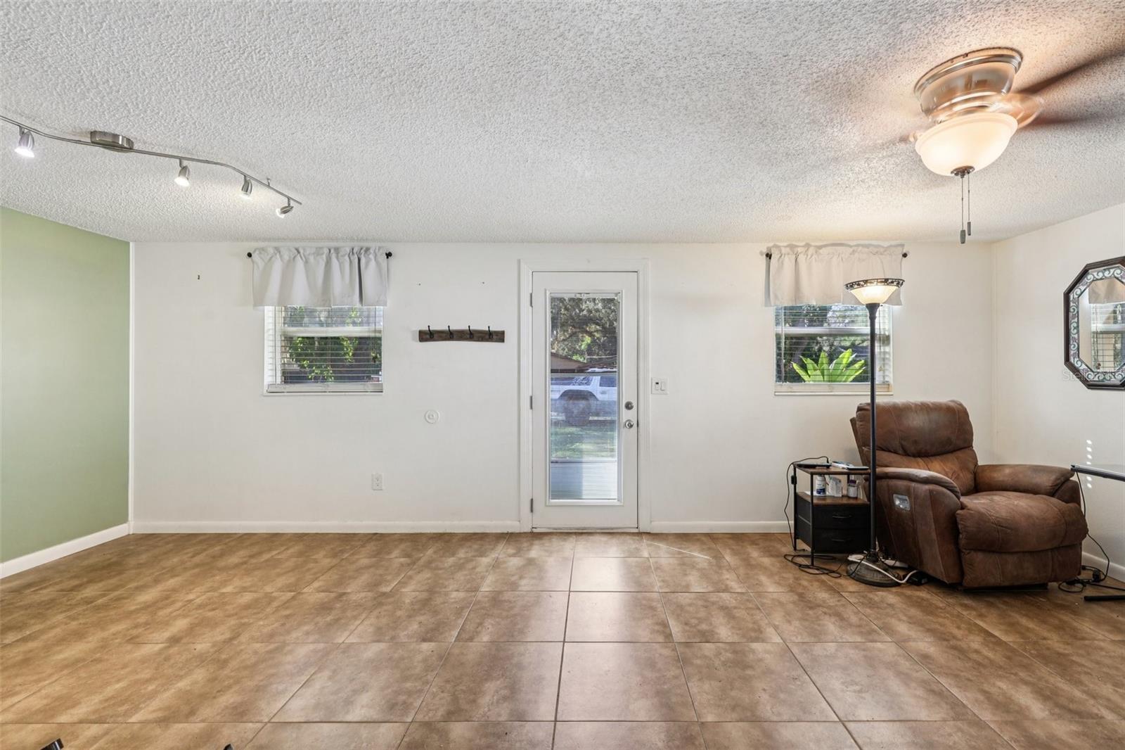 GRAY MOSS HILL ADD - Residential