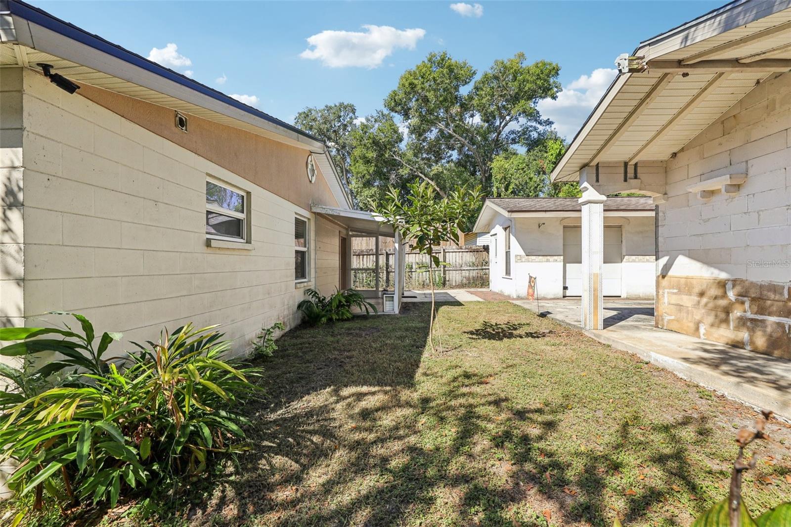 GRAY MOSS HILL ADD - Residential