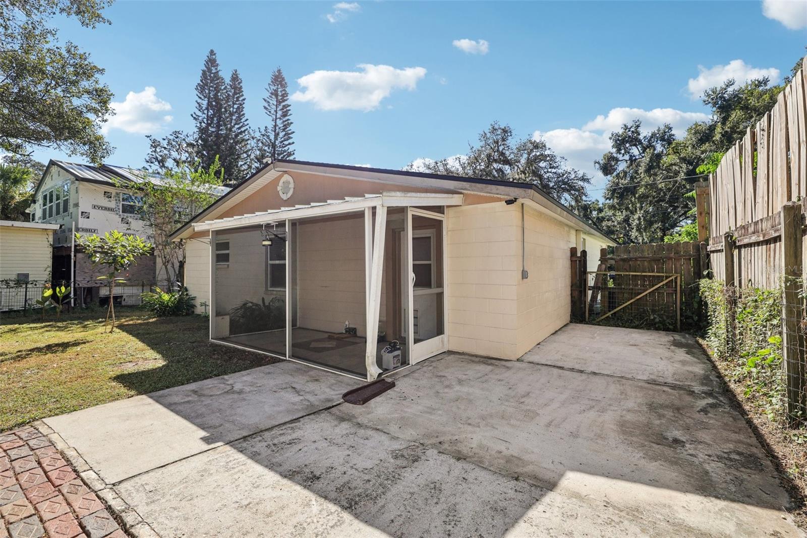 GRAY MOSS HILL ADD - Residential