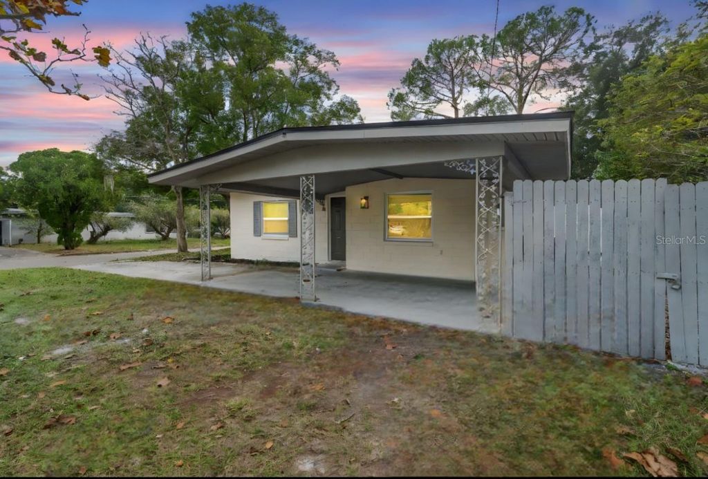 Photo of 3202 Kathleen Drive, Orlando, FL 32810 (MLS # O6365193)