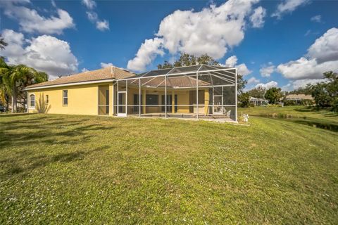 A home in PARRISH