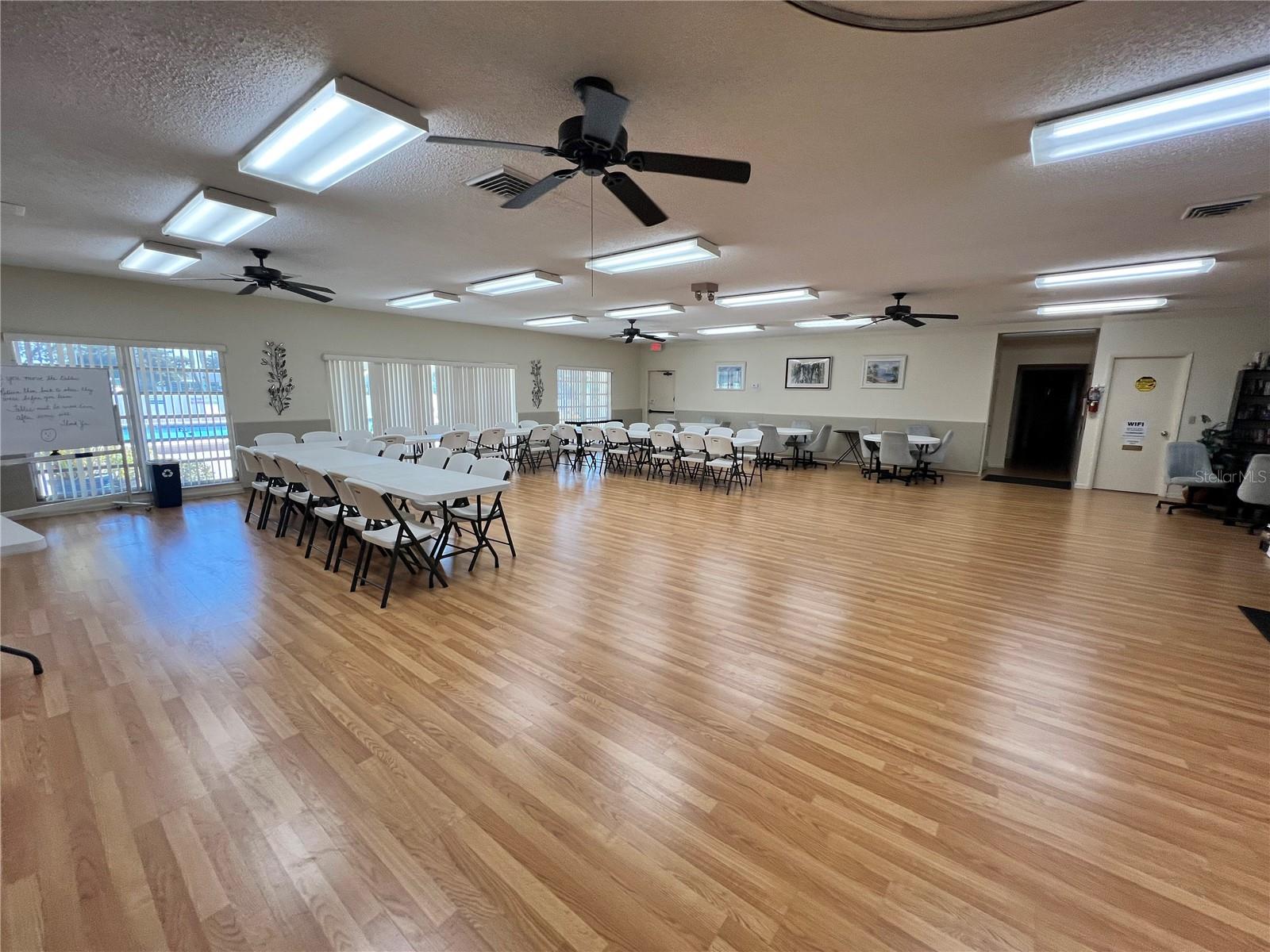 CORTEZ VILLAS CONDO 6 PH B - Residential