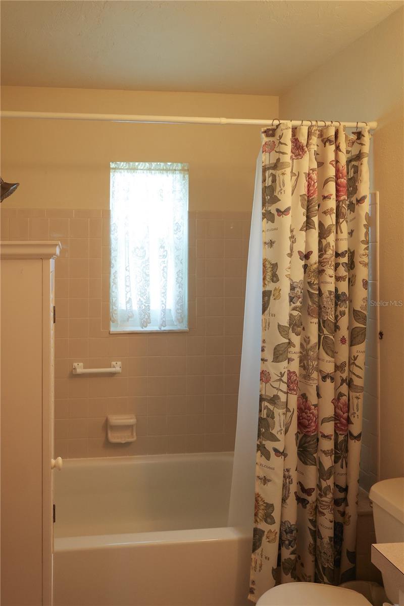 CORTEZ VILLAS CONDO 6 PH B - Residential