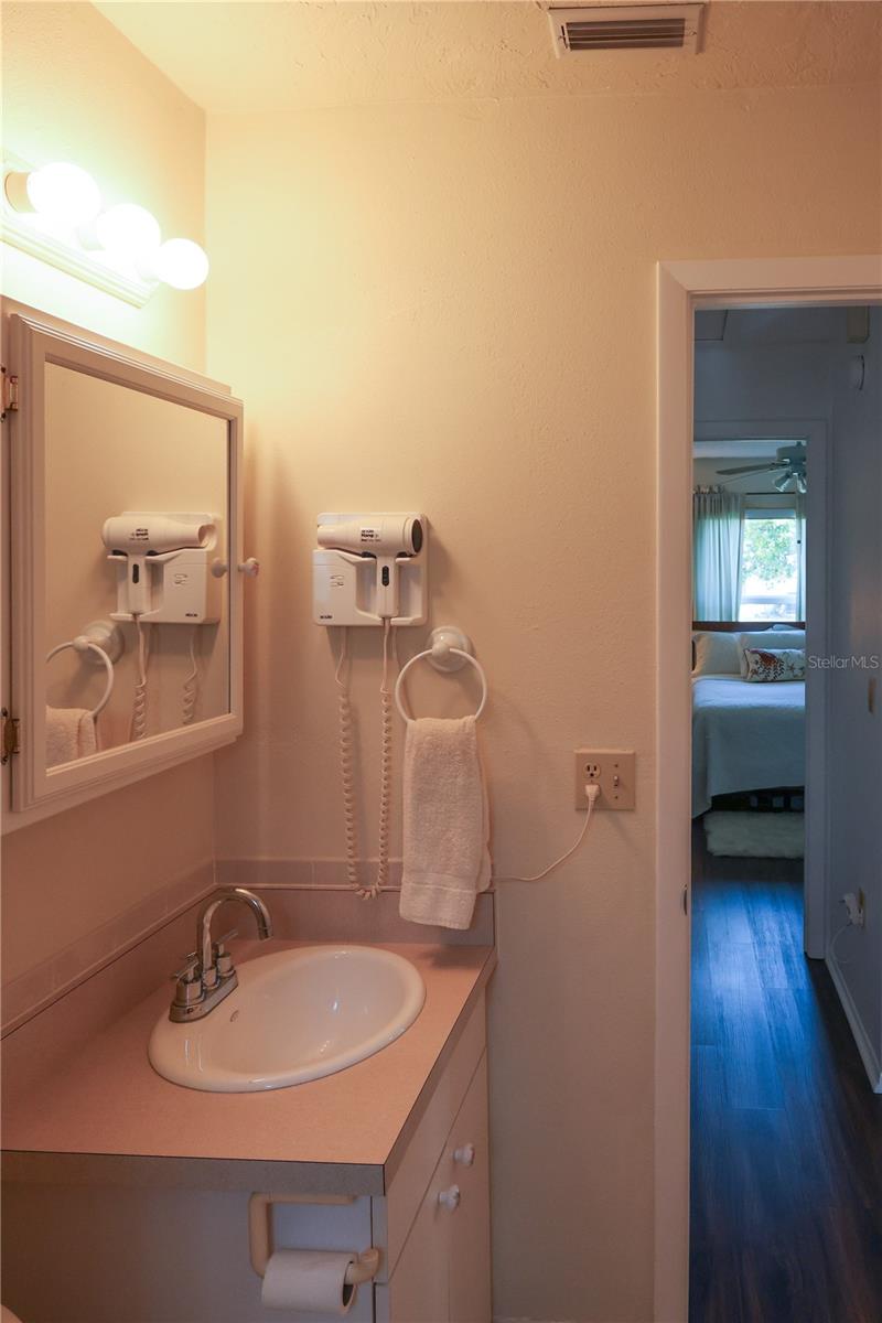 CORTEZ VILLAS CONDO 6 PH B - Residential