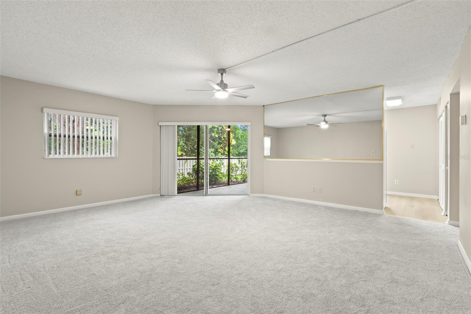 476 SANTA CRUZ PLACE NE B