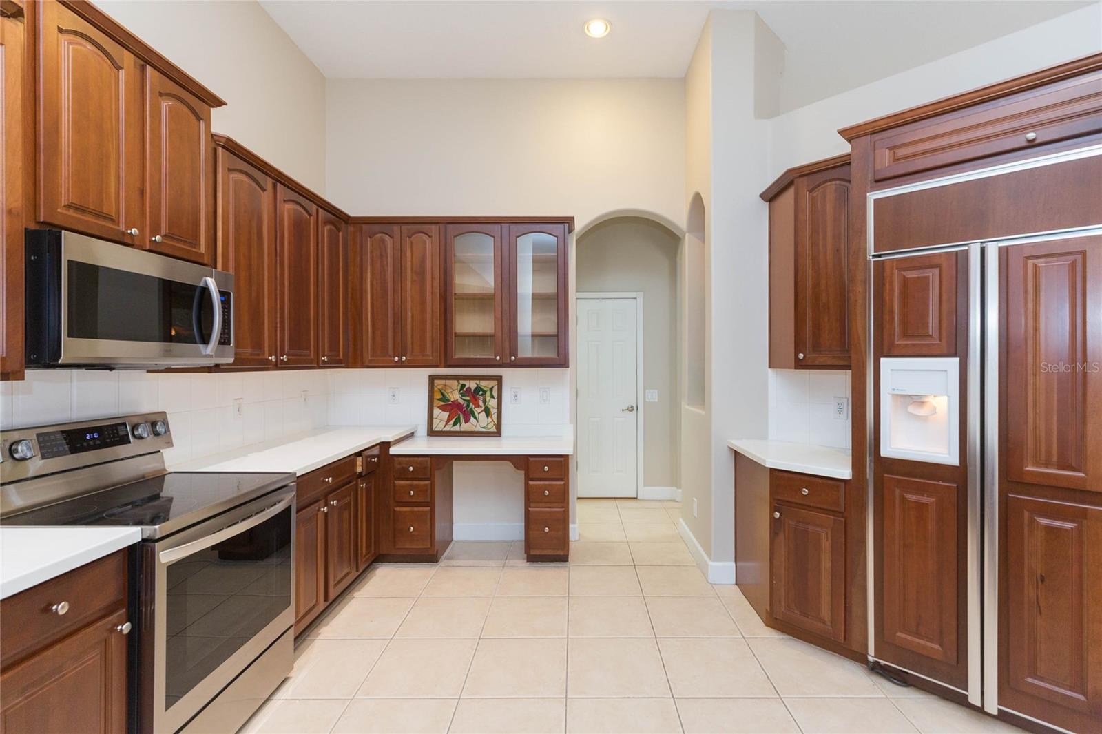 LAKE TALIA PH 01 - Residential