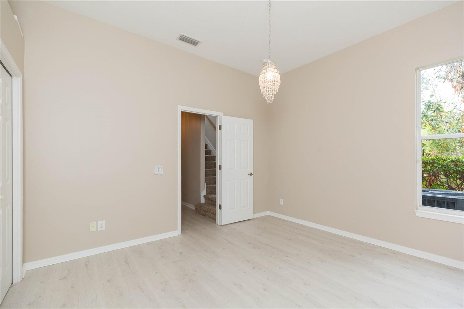 LAKE TALIA PH 01 - Residential