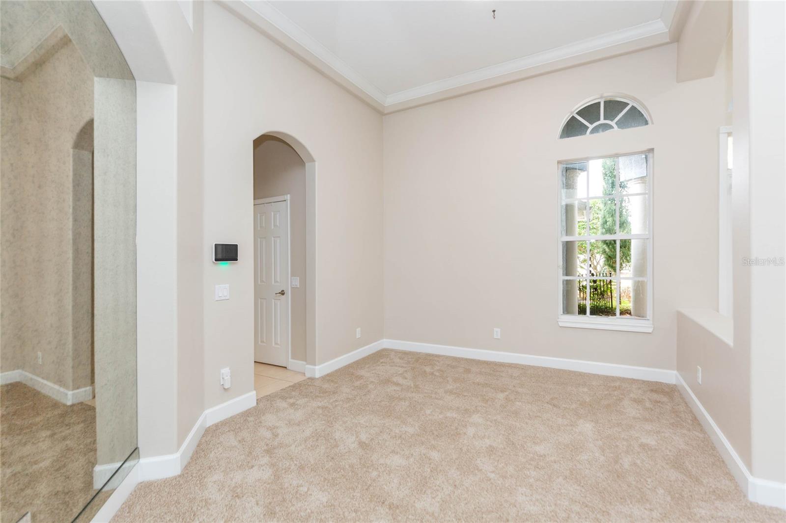 LAKE TALIA PH 01 - Residential