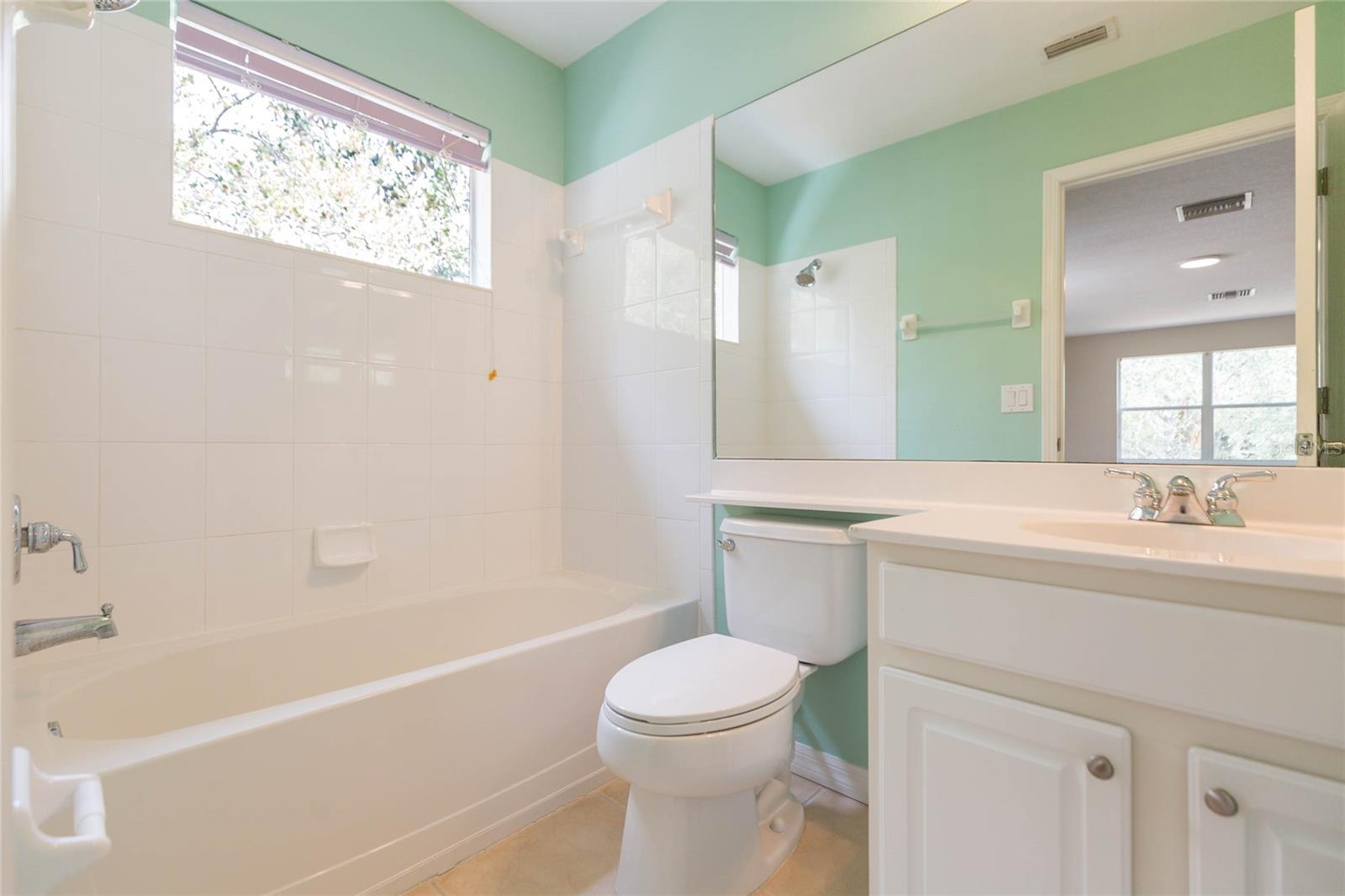 LAKE TALIA PH 01 - Residential