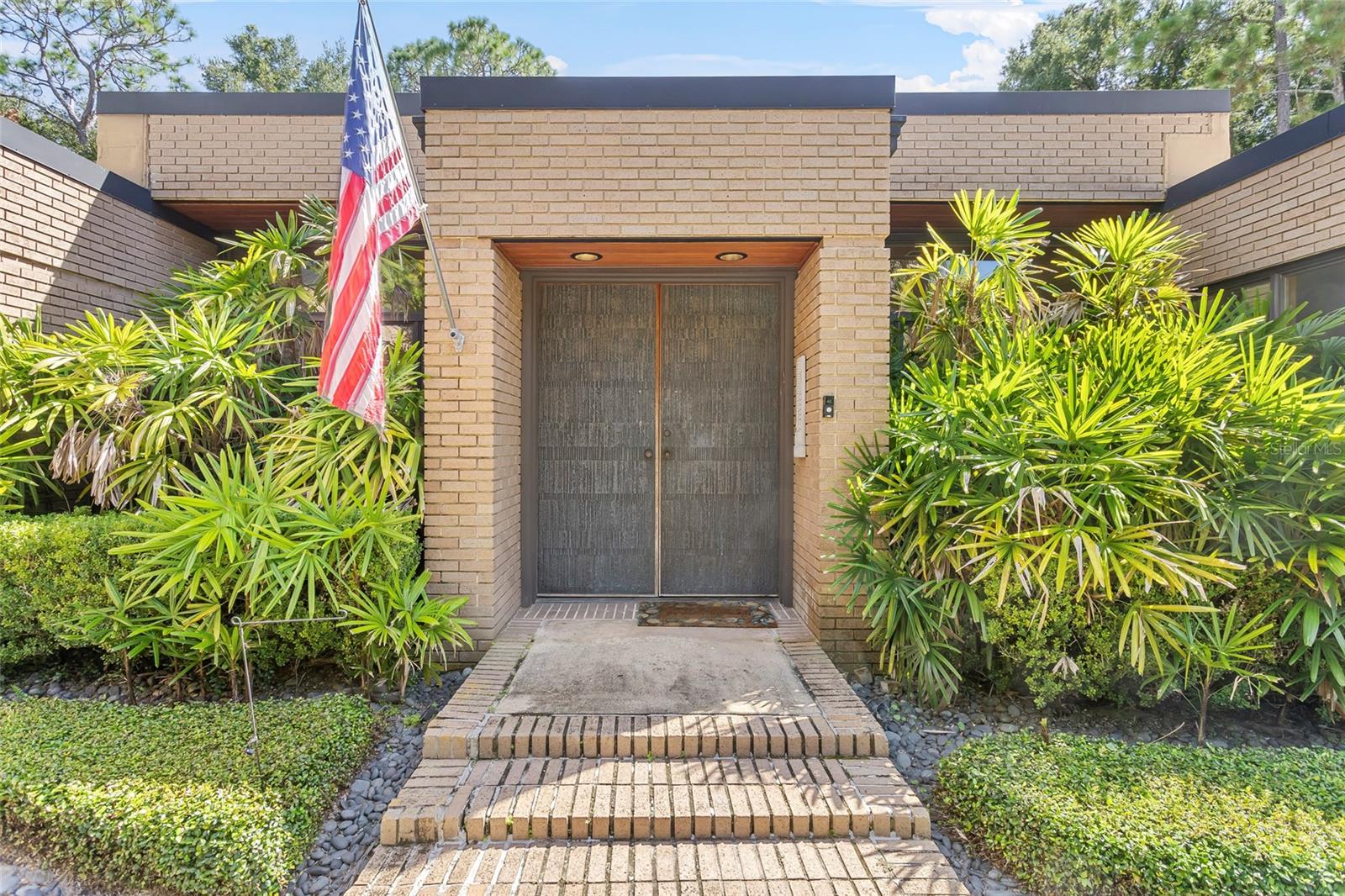 202 RED BUD LANE