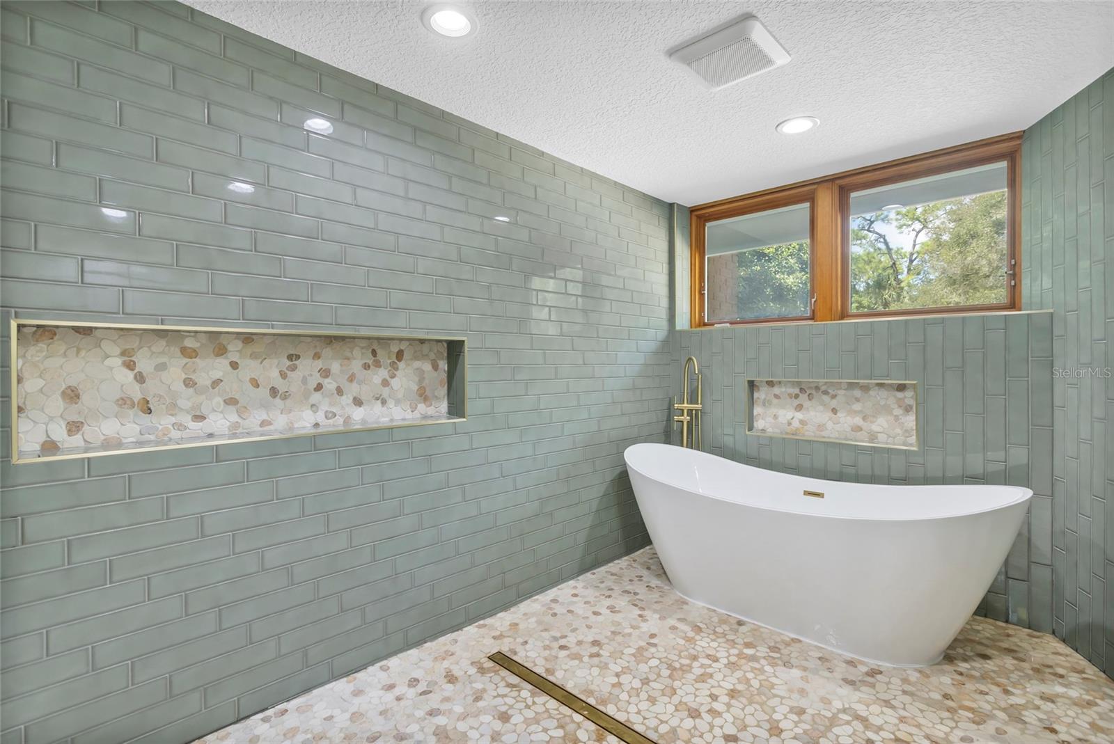 SPRINGS THE DEERWOOD ESTATES - Residential