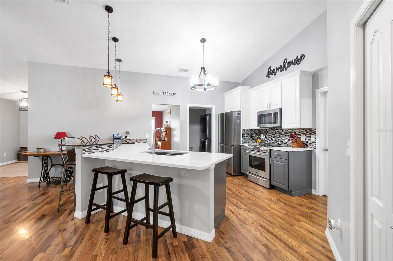 Quiet Place In Country Unit 01-04 - Residential