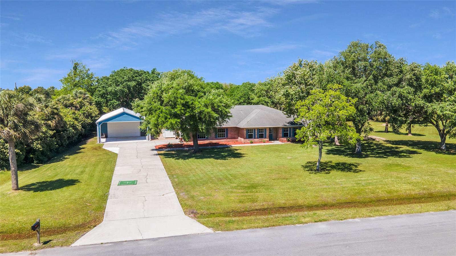 Quiet Place In Country Unit 01-04 - Residential