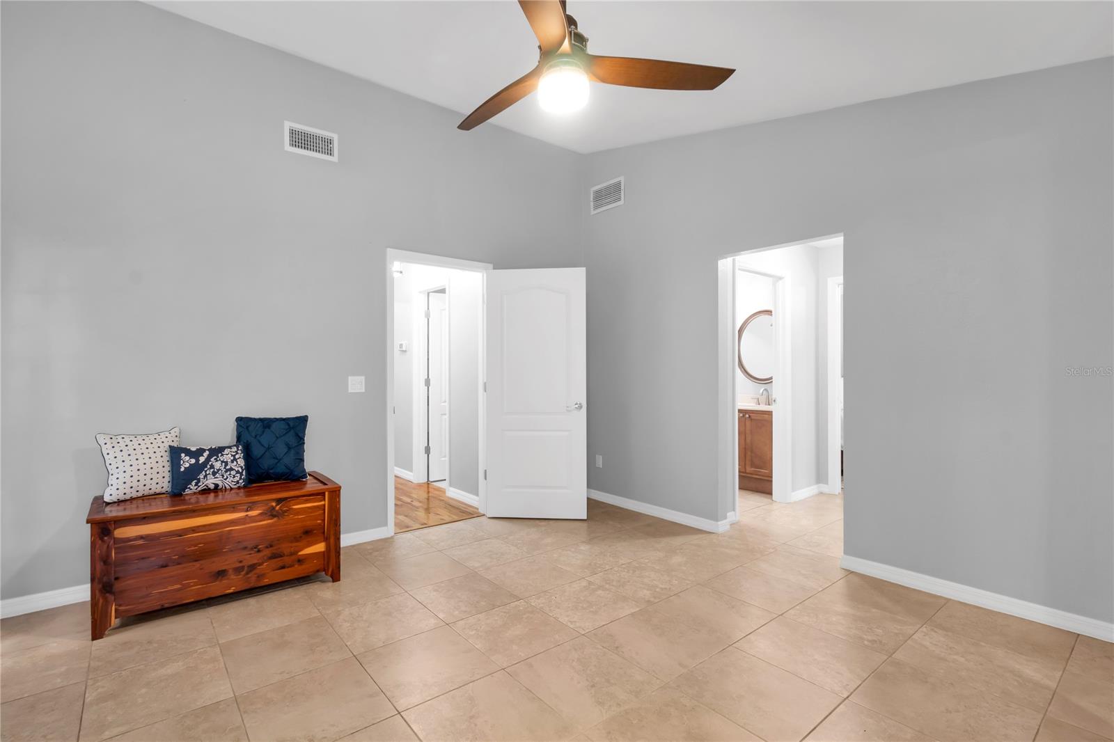 Quiet Place In Country Unit 01-04 - Residential