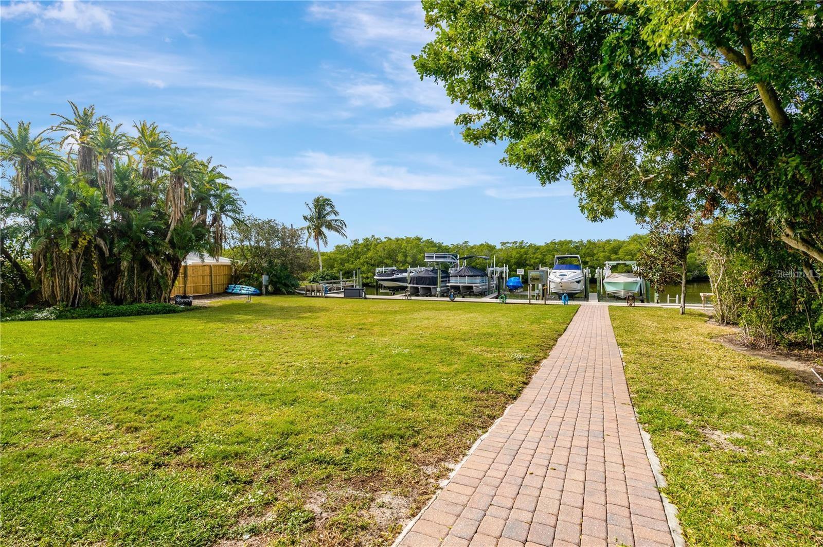 1670 ASSISI DRIVE 14