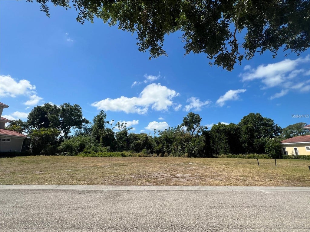 Photo of 1670 Assisi Drive #14, Sarasota, FL 34231 (MLS # TB8553239)