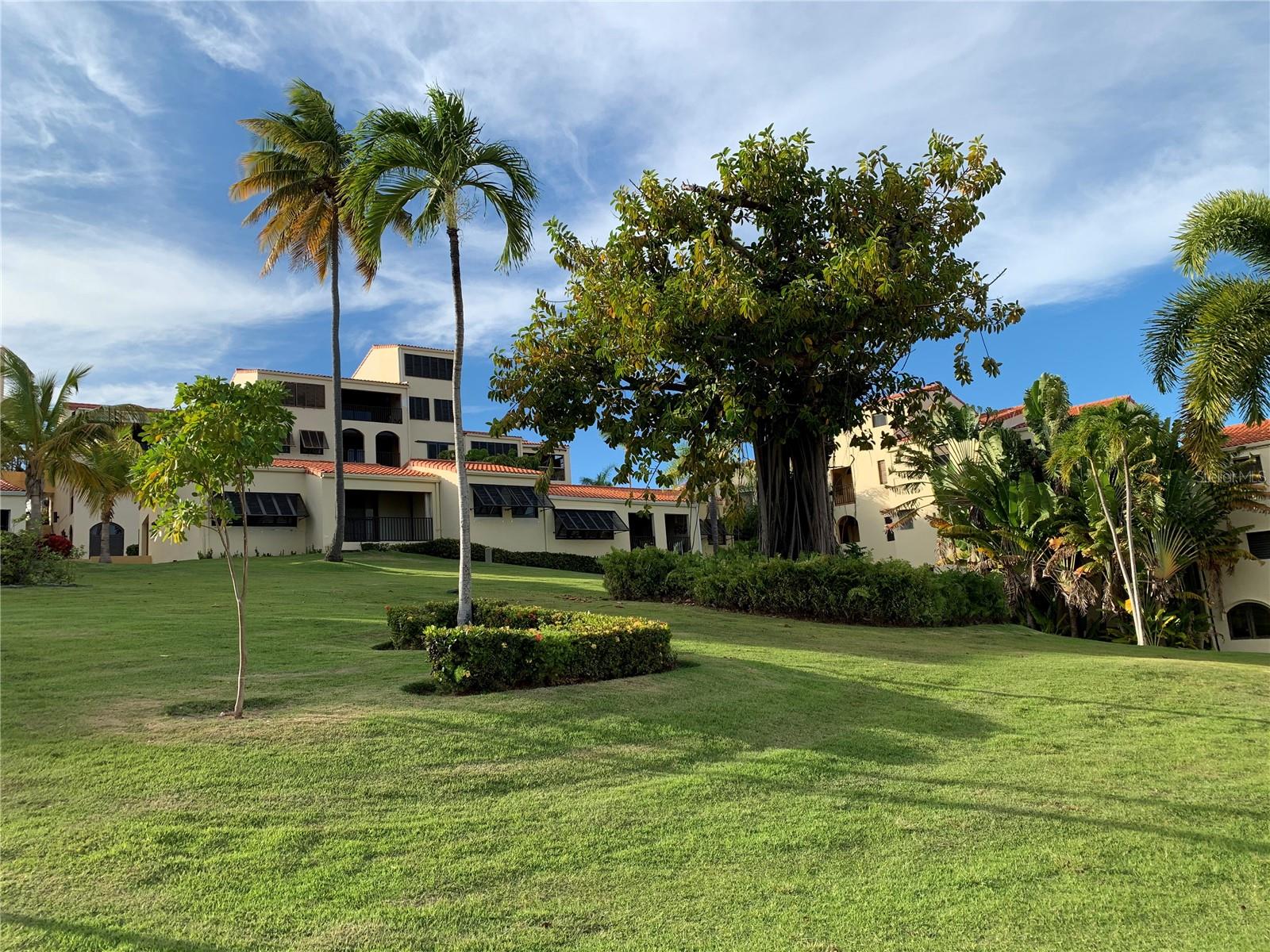 MONTESOL TENNIS VILLAGE II - Residential Lease