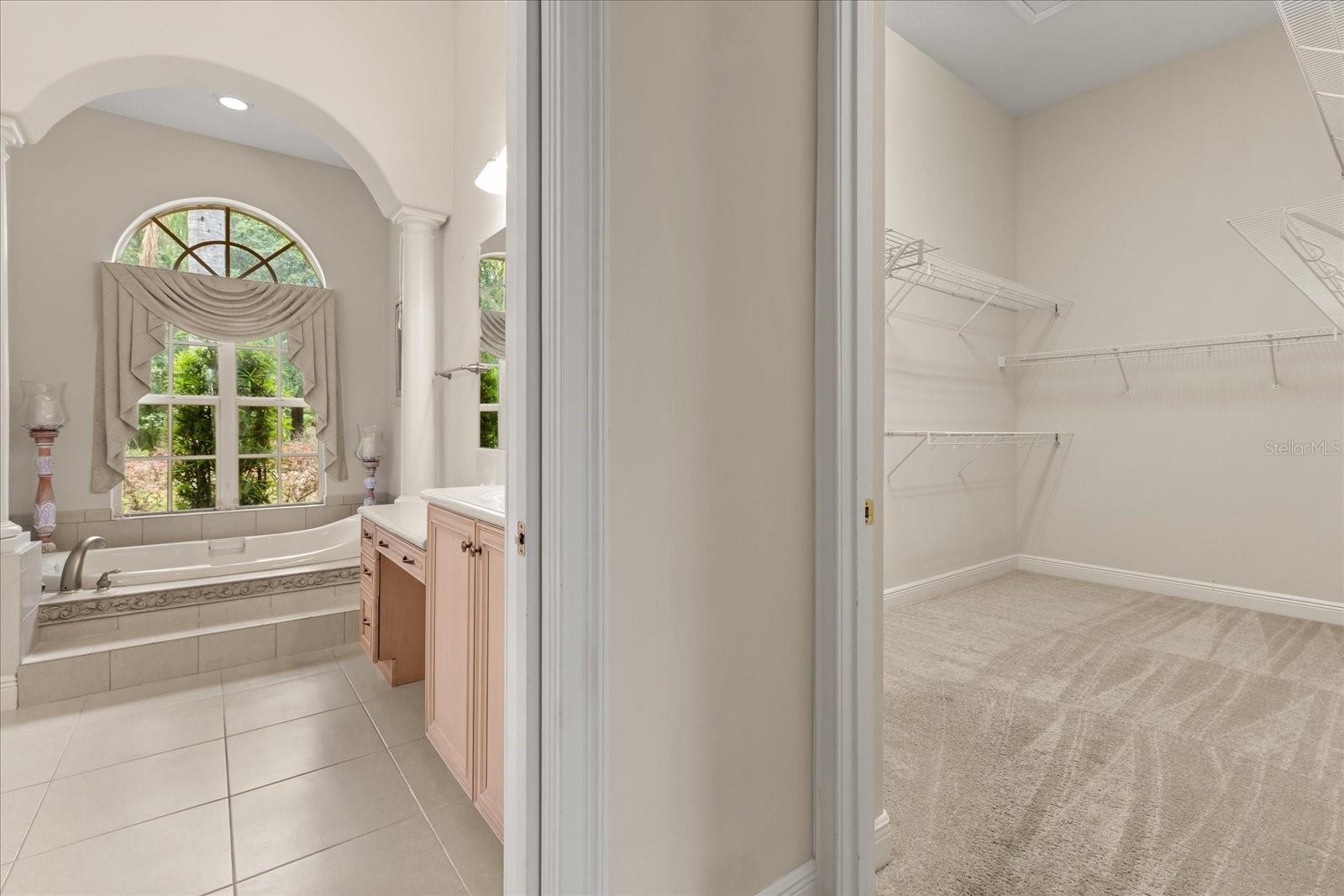 SEMINOLE WOODS 5 AC DEV - Residential