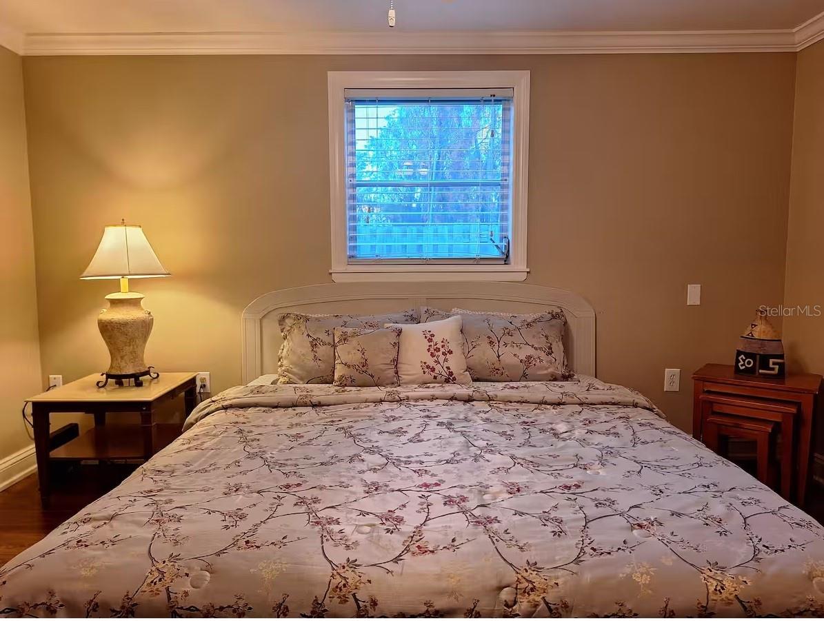 SOUTH VENICE - Residential Lease