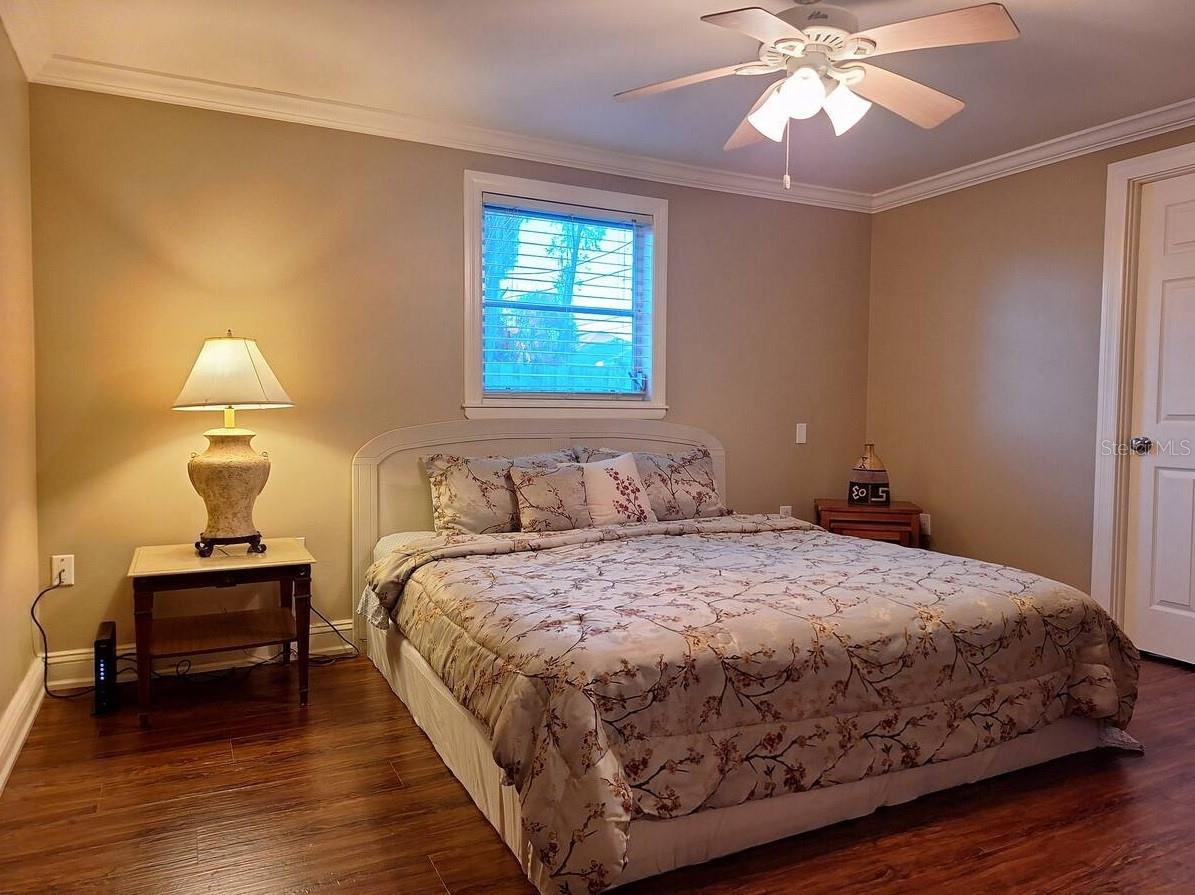 SOUTH VENICE - Residential Lease