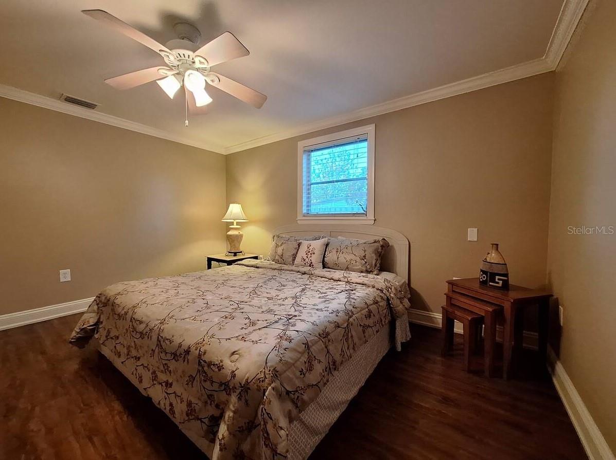 SOUTH VENICE - Residential Lease