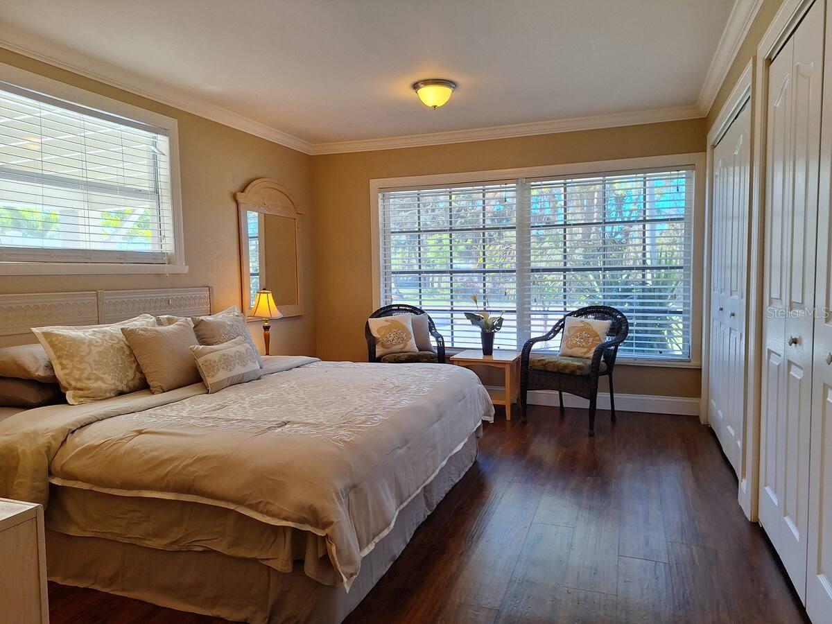 SOUTH VENICE - Residential Lease
