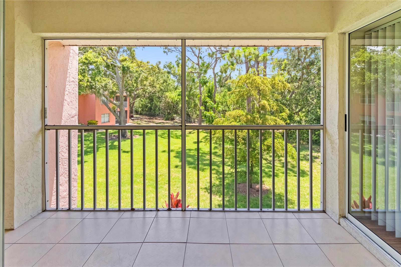 MAGNOLIA PLACE - Residential