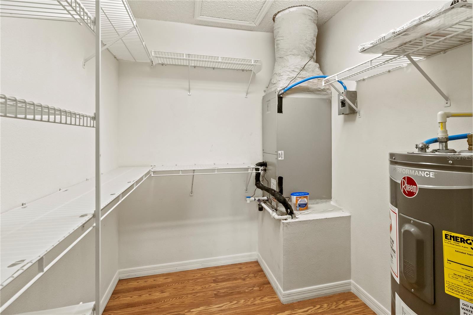 MAGNOLIA PLACE - Residential