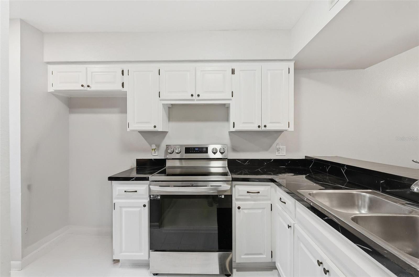 VILLAS OF NORTHDALE PH 3 - Residential