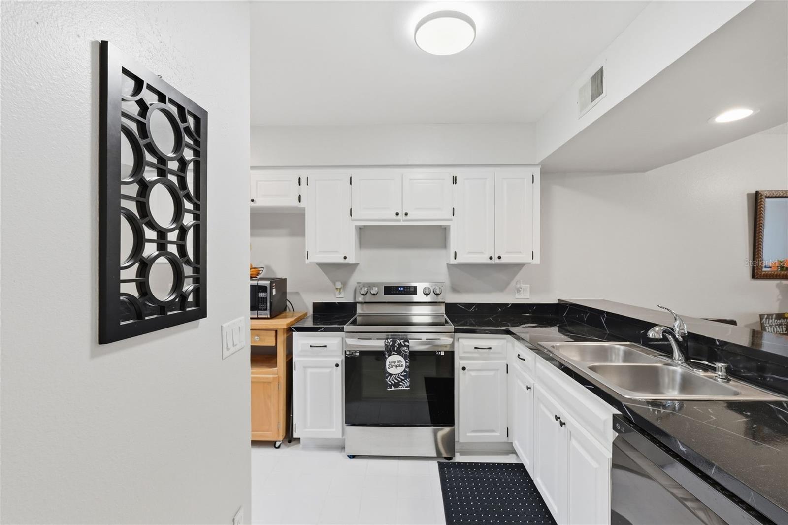 VILLAS OF NORTHDALE PH 3 - Residential