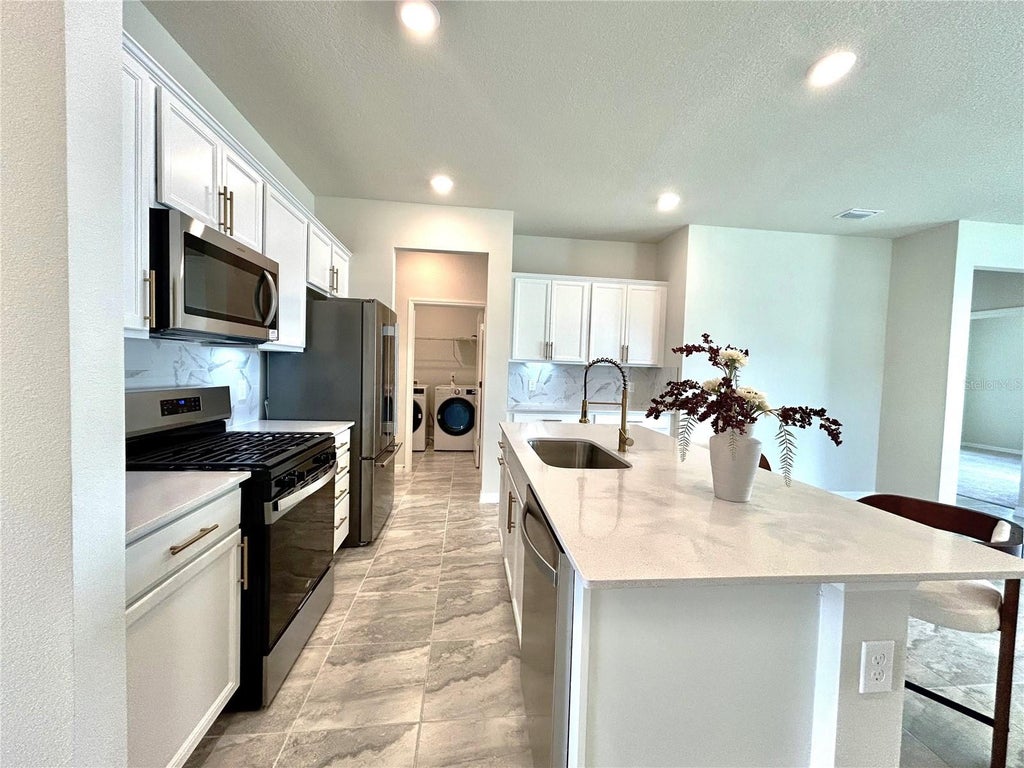Photo of 10621 Bissell Street, Orlando, FL 32836 (MLS # S5158028)