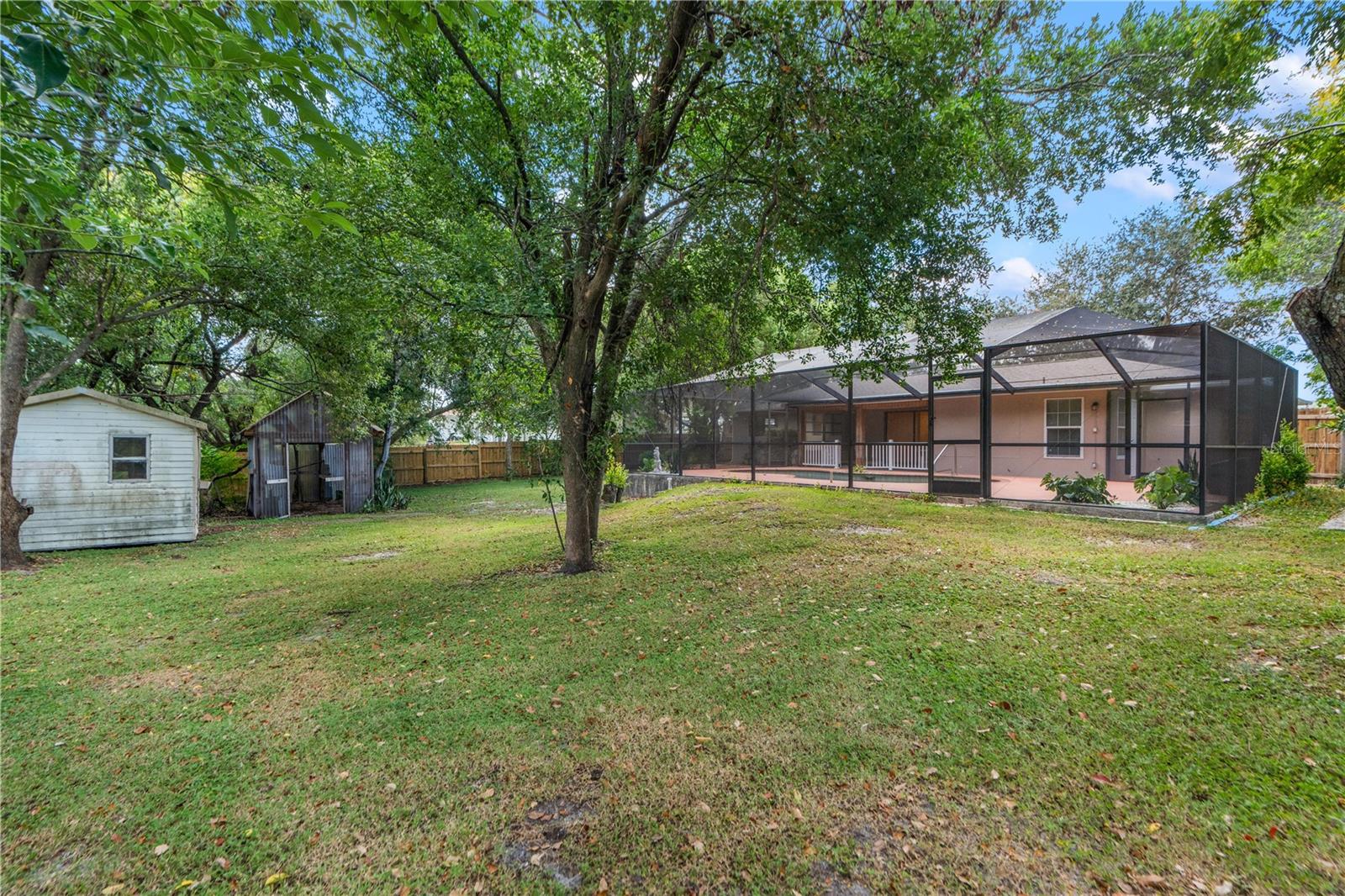 SPRING HILL - Residential