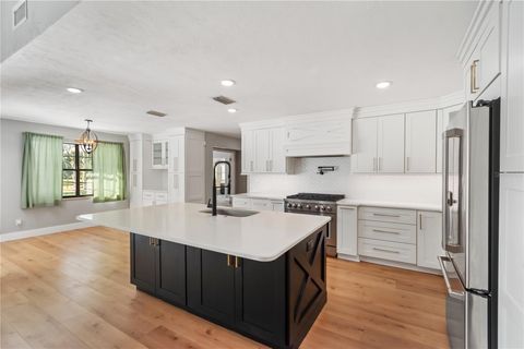 Tiny photo for 8502 SW 20th Court, Ocala, FL 34476 (MLS # OM712133)