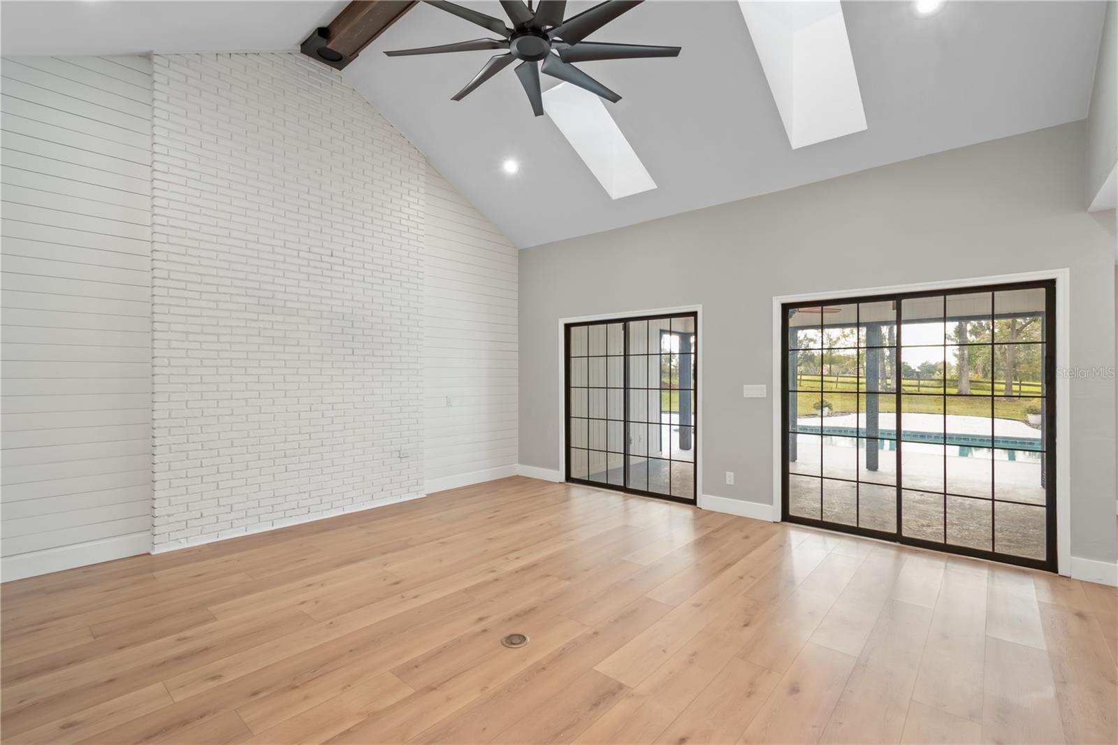 AG NOSUB - Residential