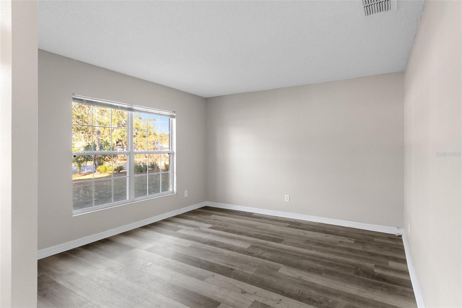 HATCHWOOD ESTATES - Residential