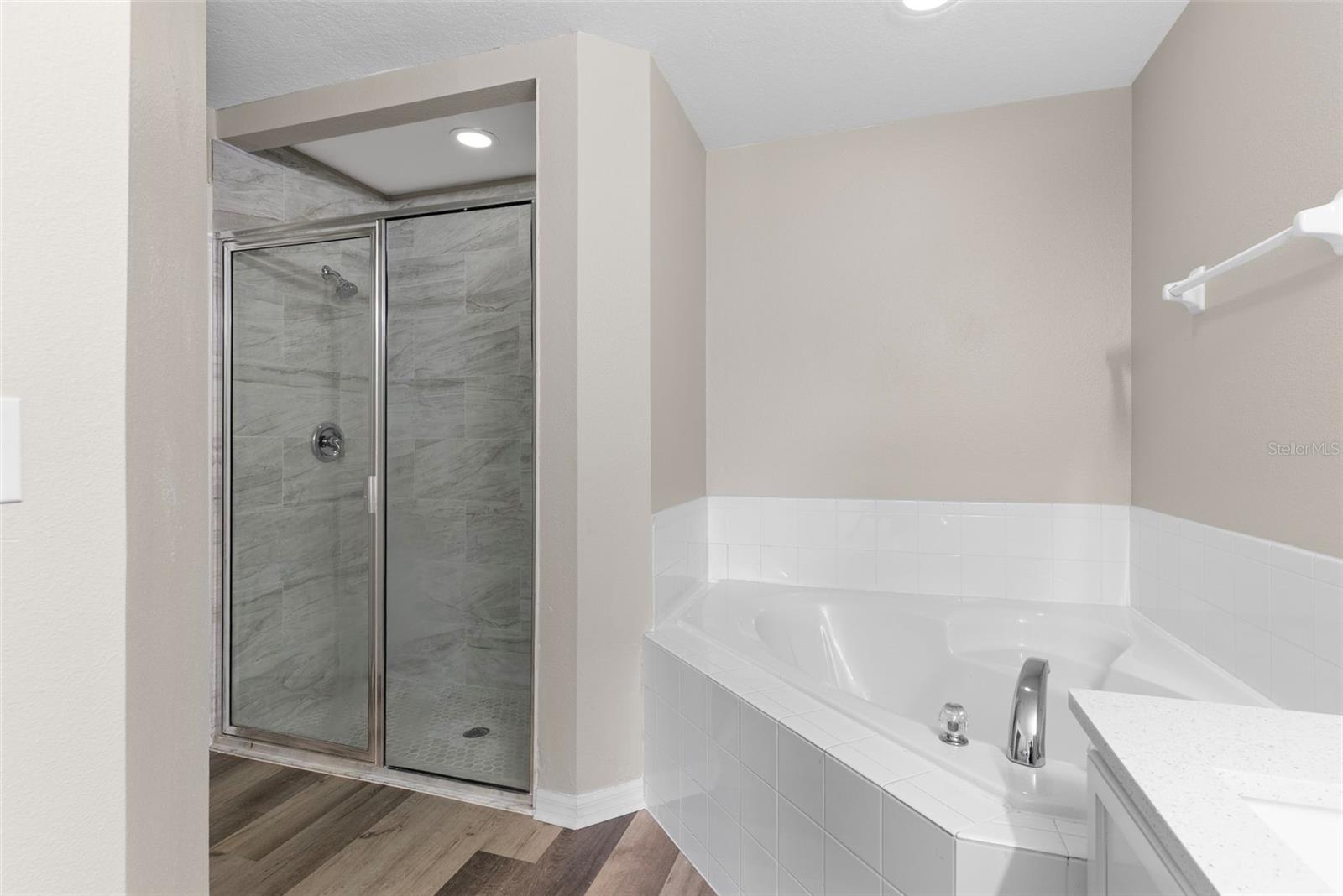 HATCHWOOD ESTATES - Residential