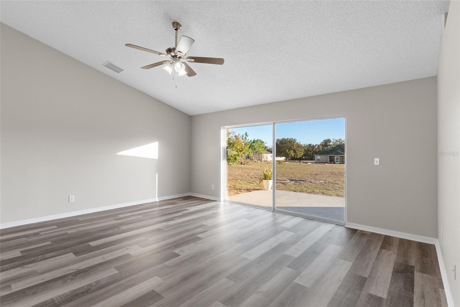 HATCHWOOD ESTATES - Residential