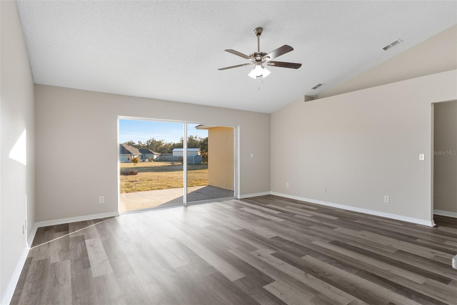 HATCHWOOD ESTATES - Residential