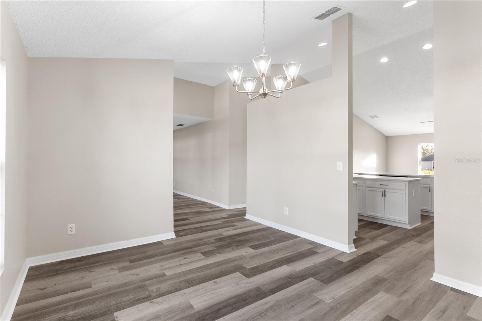 HATCHWOOD ESTATES - Residential