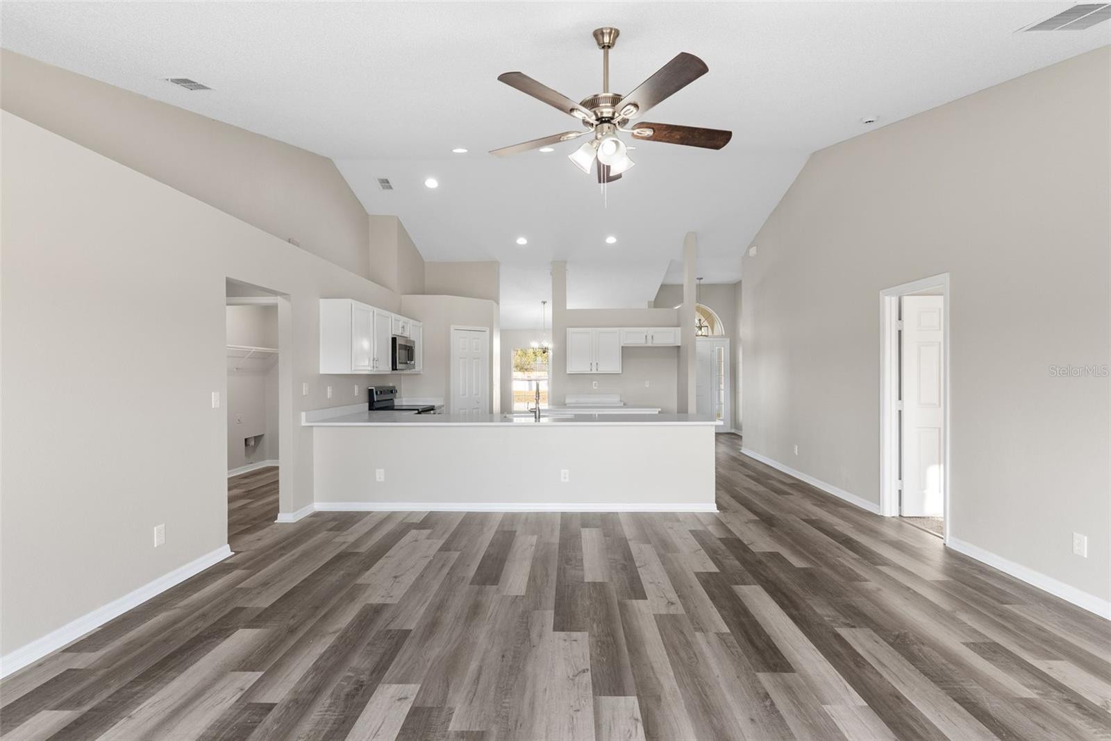 HATCHWOOD ESTATES - Residential