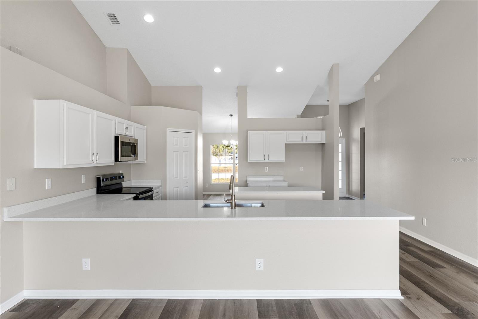 HATCHWOOD ESTATES - Residential