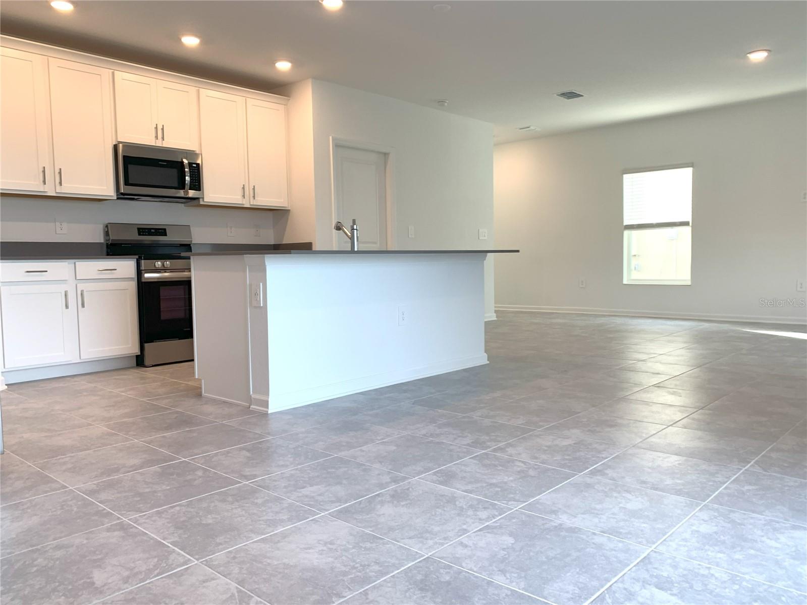 WELLNESS RDG PH 1-A - Residential Lease