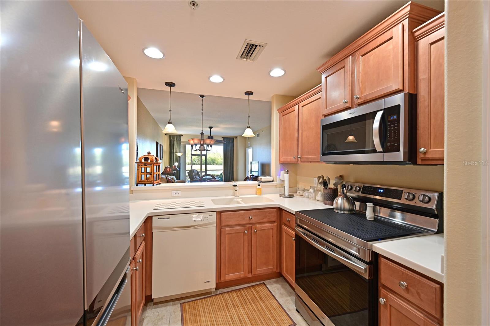 STONE HARBOUR III - Residential