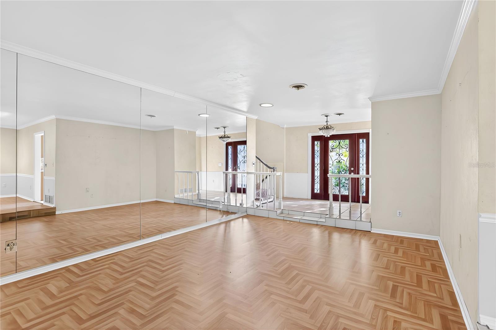 SANLANDO SPGS - Residential