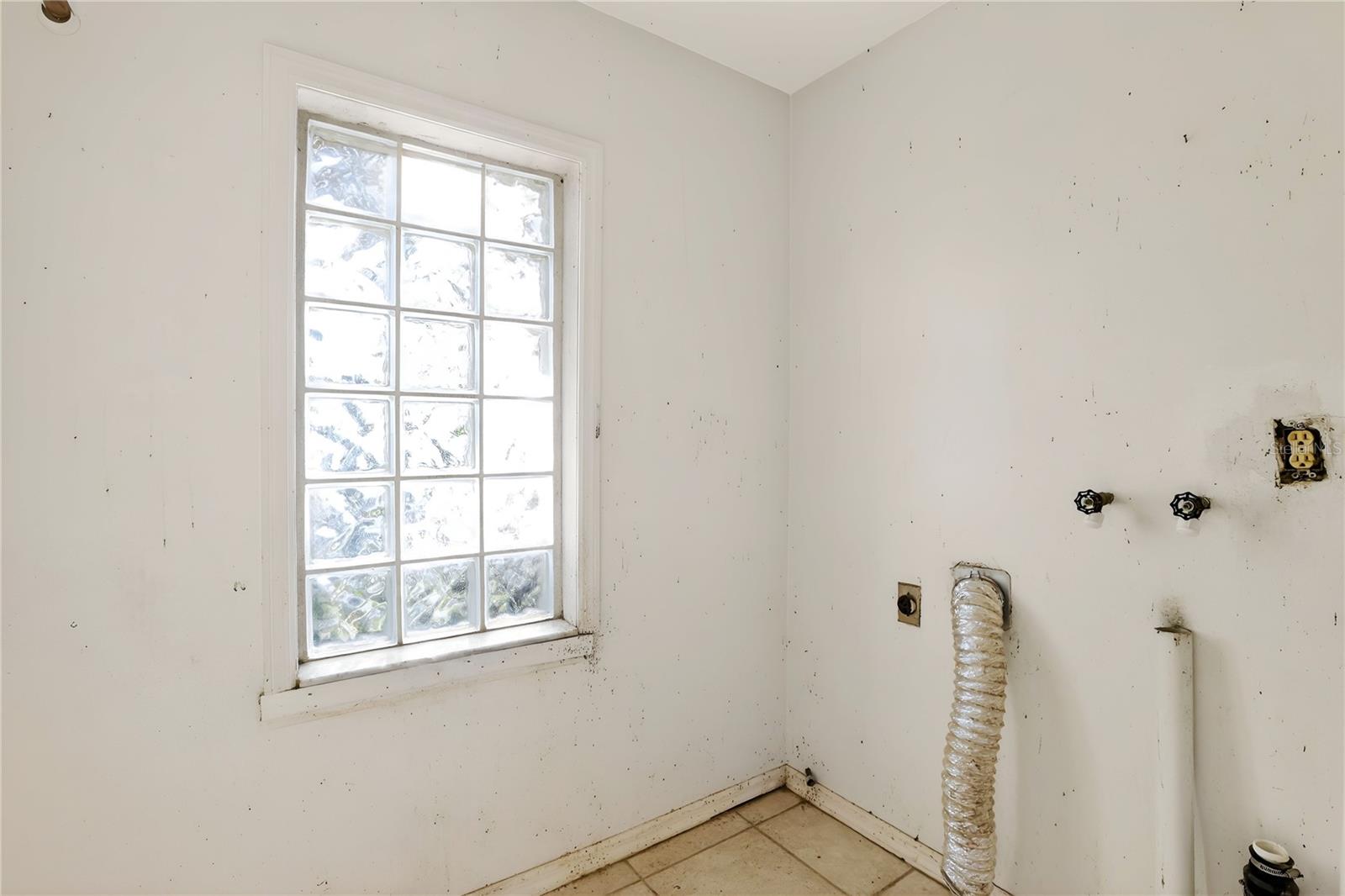 SANLANDO SPGS - Residential