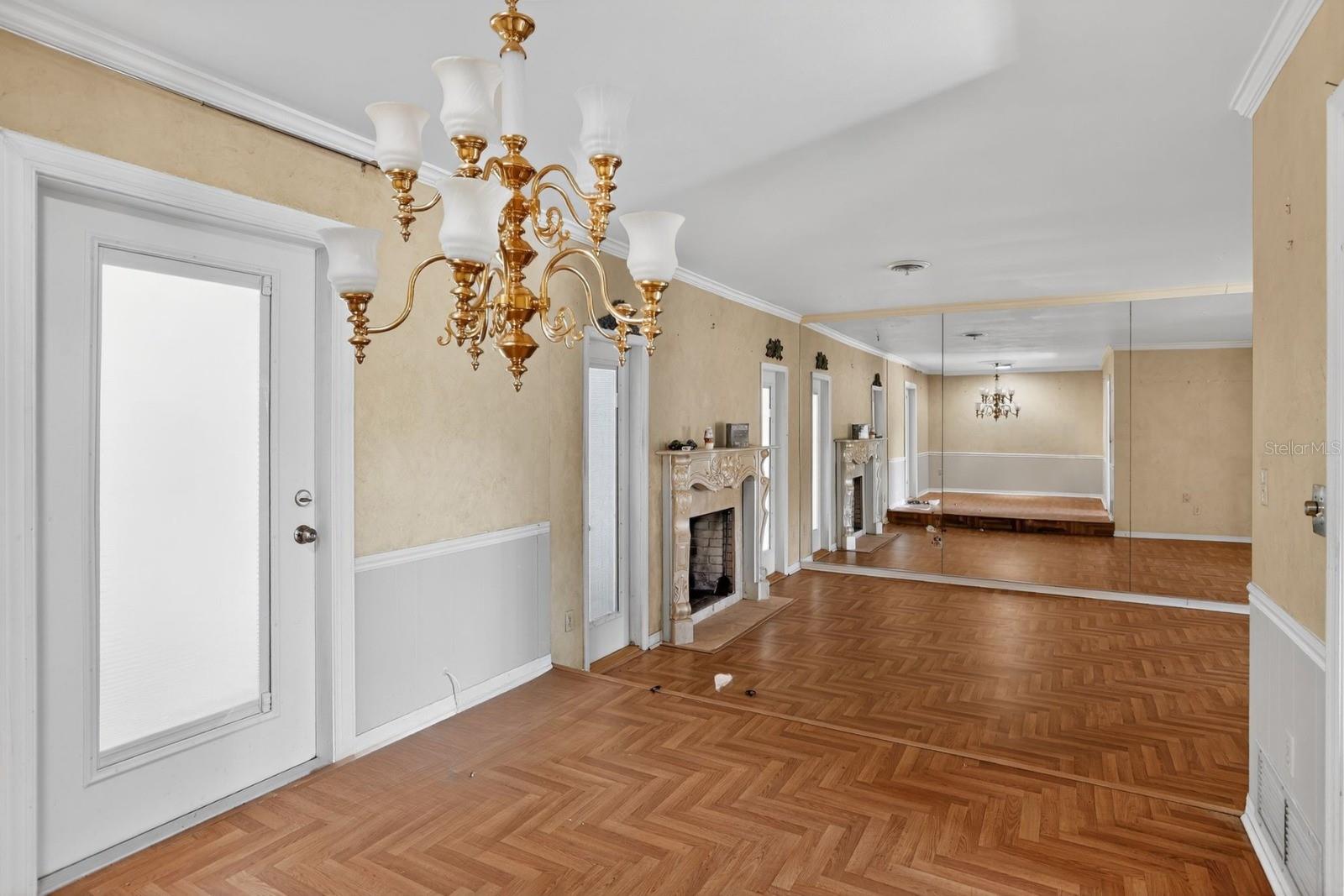 SANLANDO SPGS - Residential