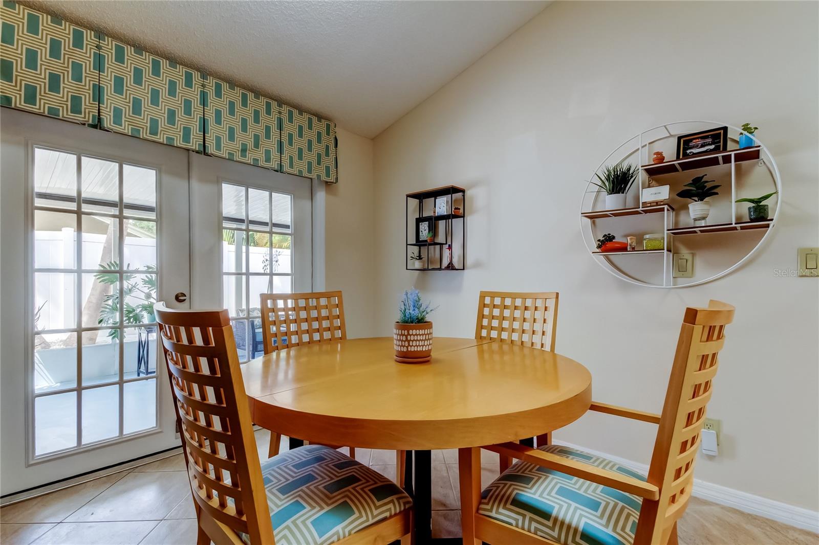 HUNTINGTON TRAILS PH 1 - Residential