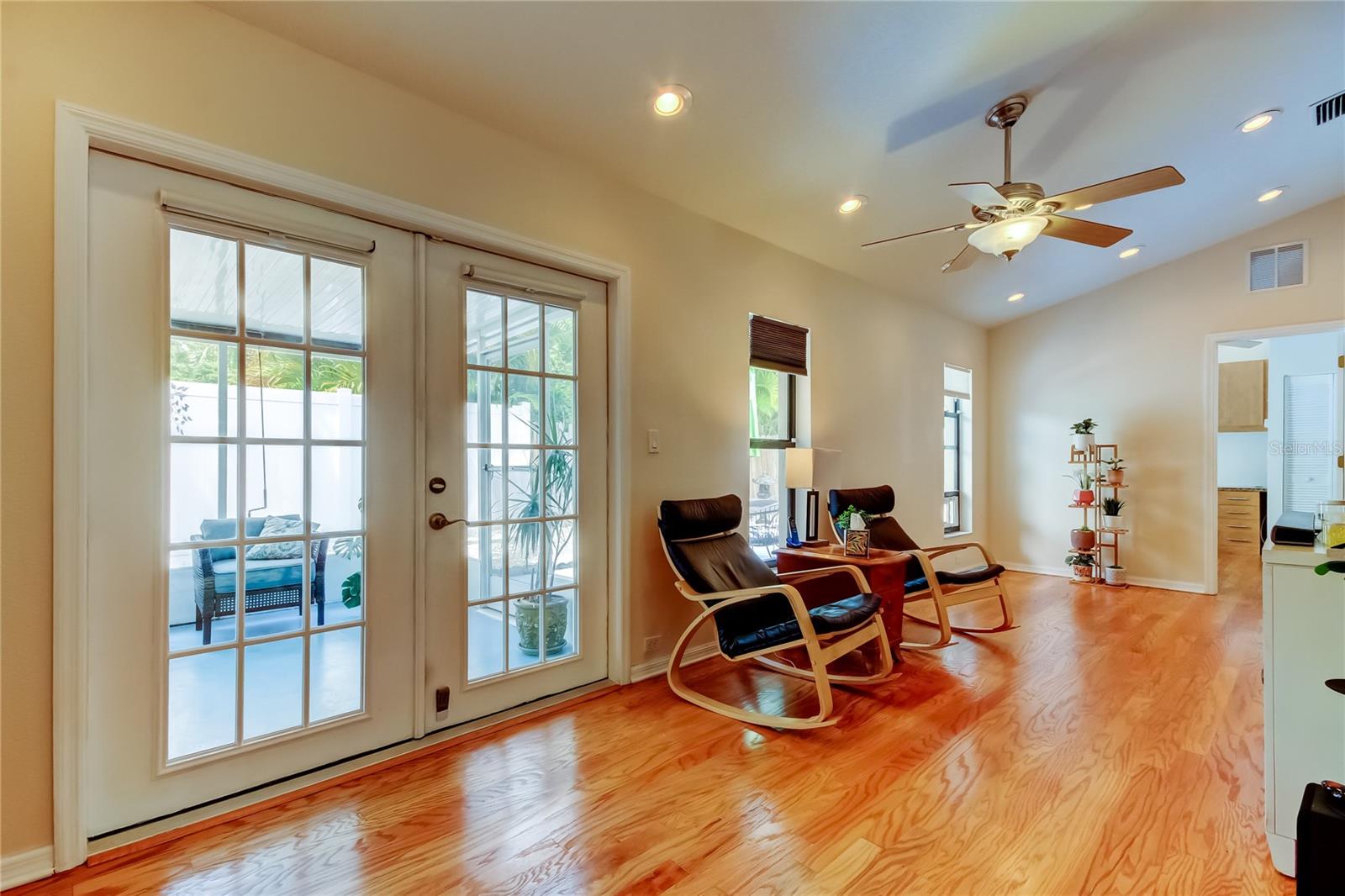 HUNTINGTON TRAILS PH 1 - Residential